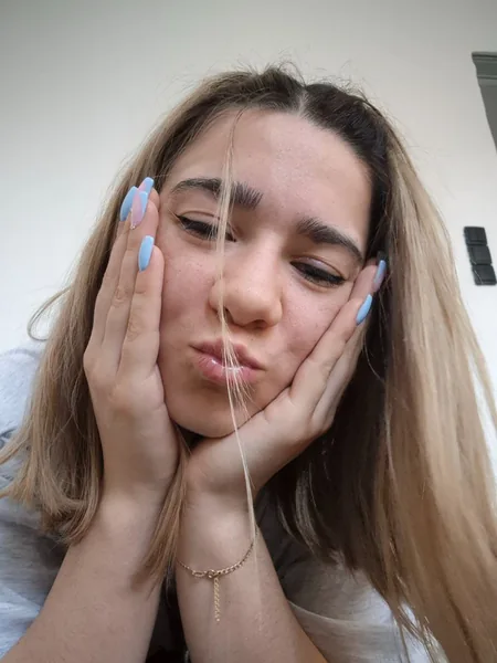 Abby Mulond