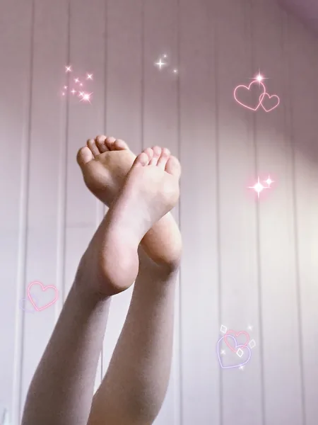 Dawns’ cute feet 👣✨ avatar