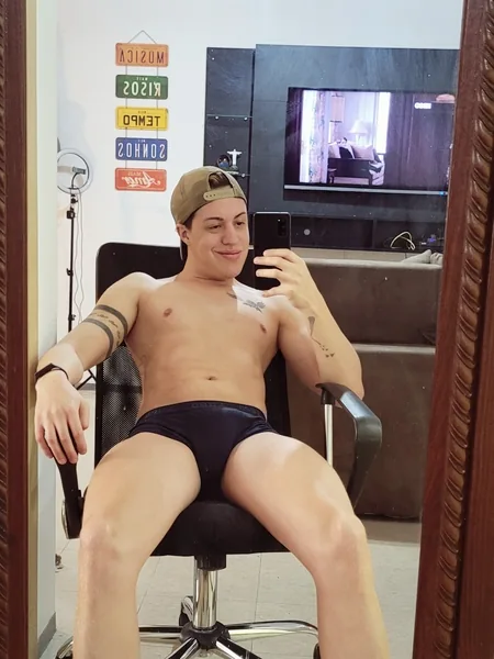 Adonis Mineiro