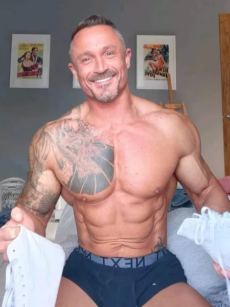 AJ