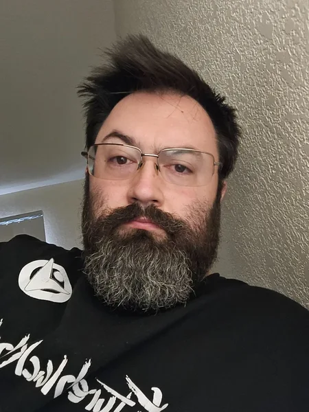 Aizon