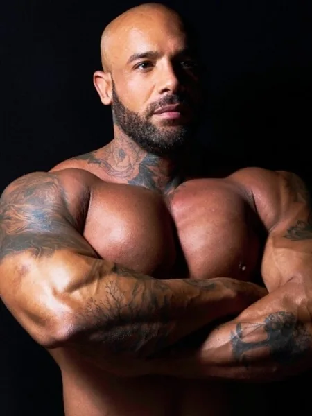 AJ Xclusive