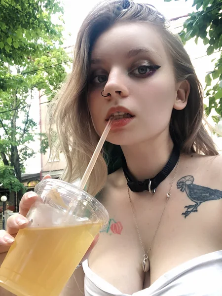 Alana kitty