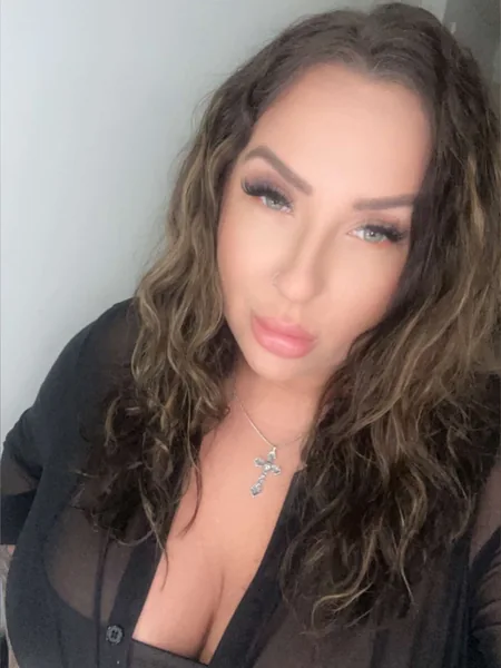 Alana Divine 🍒