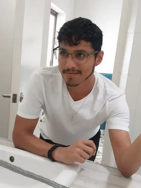 alejandro