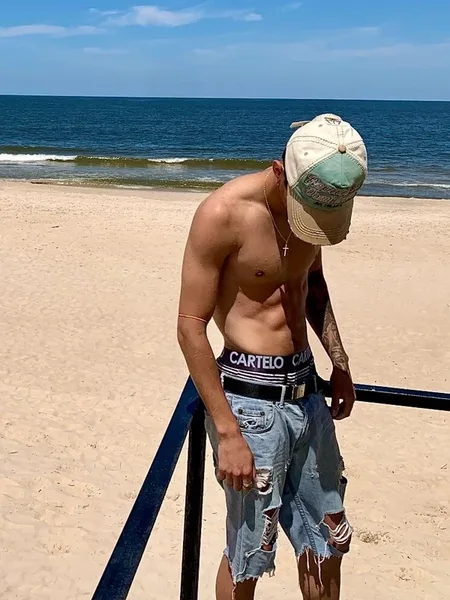 Alex8inches 🇺🇾 🇦🇷 🇧🇷