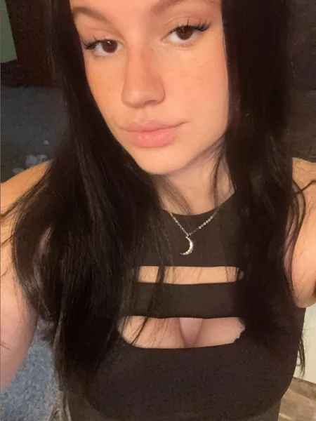 Pretty girl 😈