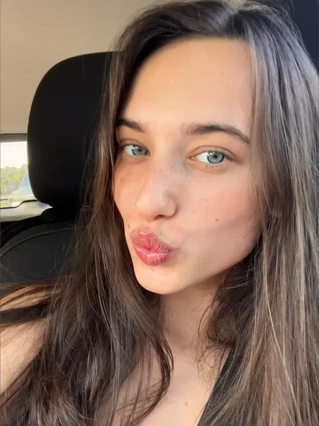Alexa Wen