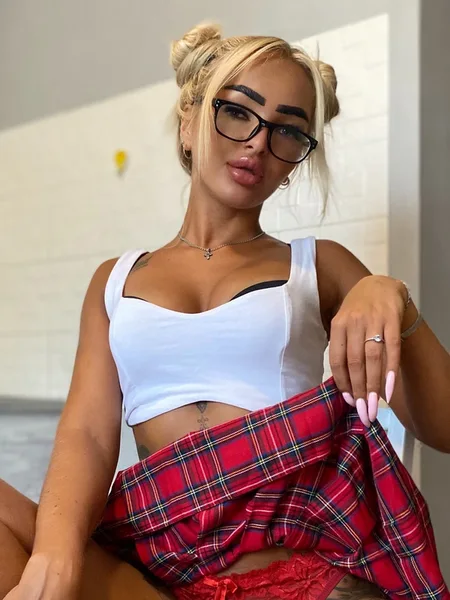 Alexi Bell