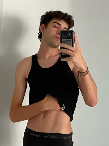 Alex Martínez