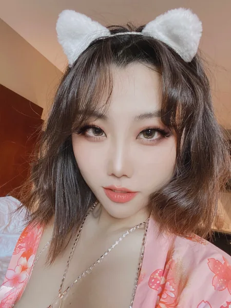 Alice