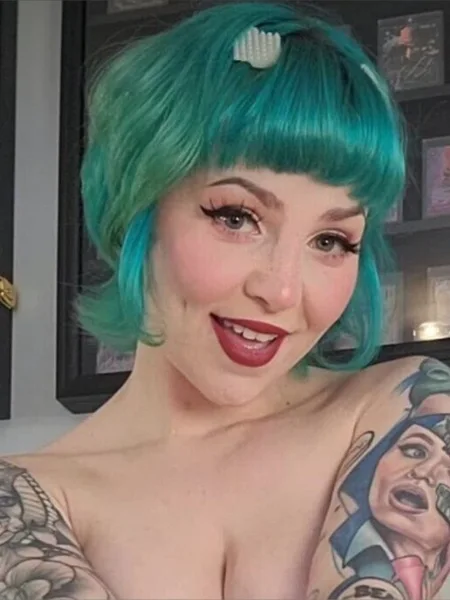 Geena 🆓️🍀🧡