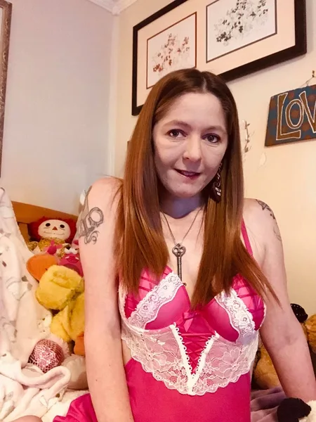 Ally LilKitten