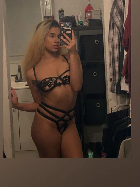 Aly j