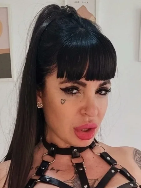 Amandax(+18)