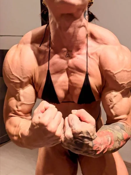 Ämazona Bodybuilder