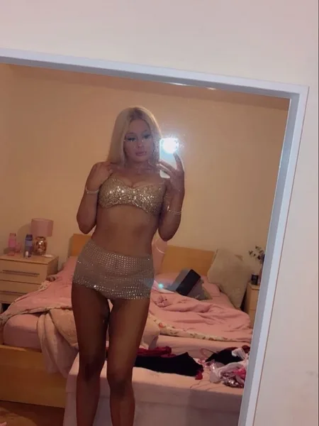 Amy 💋 British Blonde 🍭