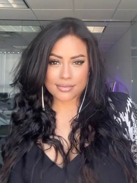 Angelibek_Makeup