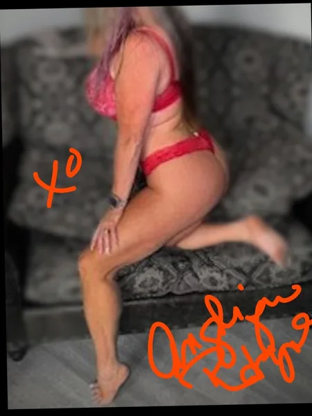 Angelique Rabyne avatar