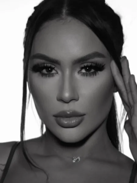 ANITTA HOT