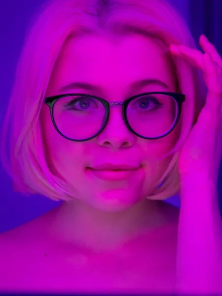 Anya Macloud