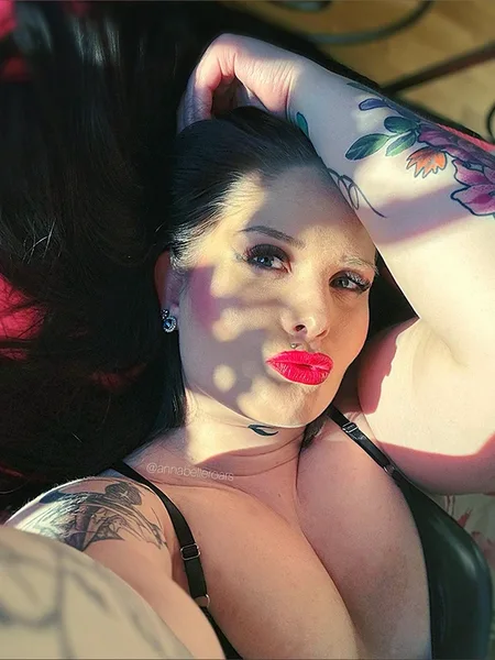 🇸🇪Annabelle Roars 💜 SWEDISH SIZEQUEEN