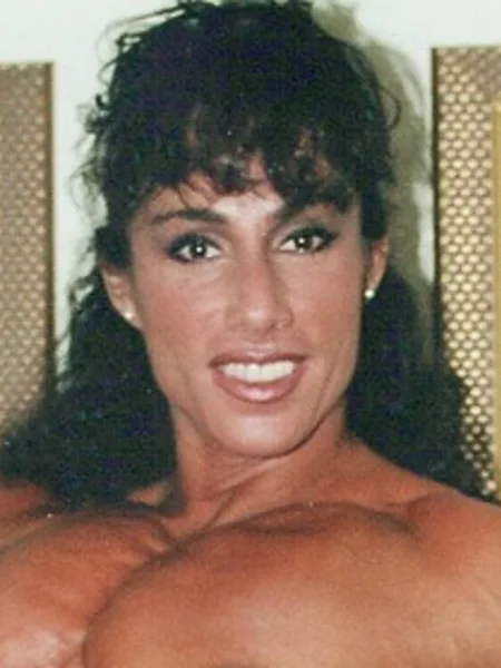 Annie Rivieccio