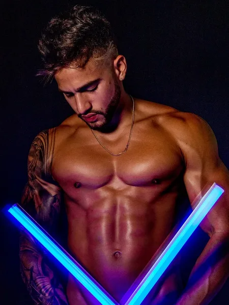 Tony  Walker
