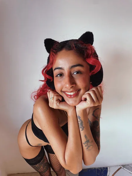 April valbuena