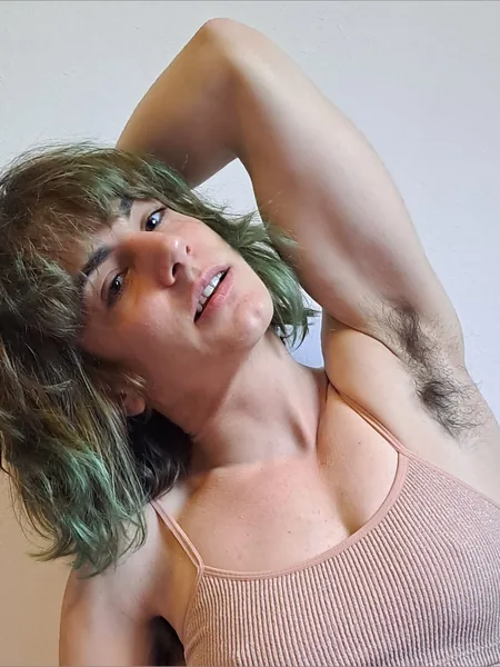 Aragne Spicy ❤️‍🔥 hairy muscled big clit