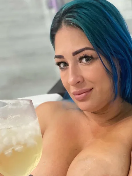 Aria Blu