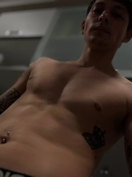 Aron 🍆🍑🔥