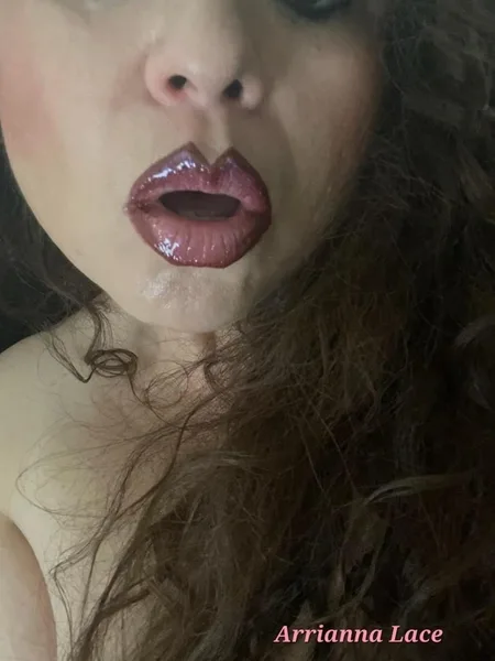 Arrianna Lace avatar