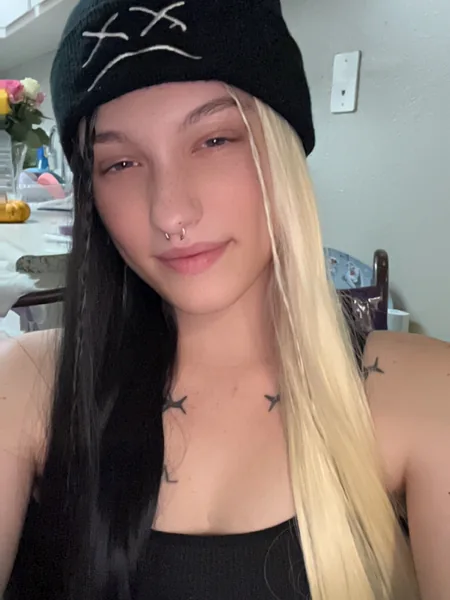🕯Averi Indigo🕯