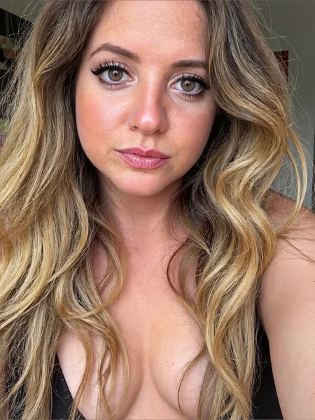 Princess Ava OnlyFans #1 Sexting Page