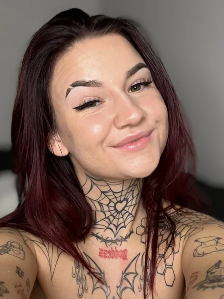AVA CRUZ [FREE]