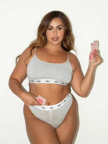 Ayesha X