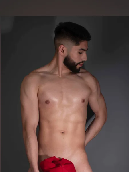 Benjamín F