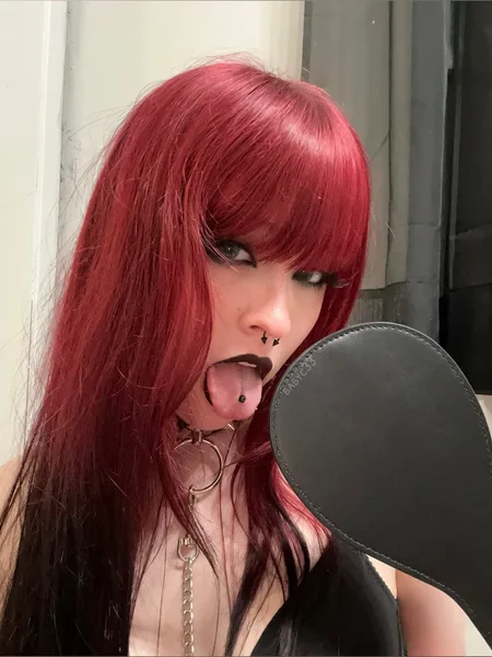 ♥︎Goth Bitch♥︎