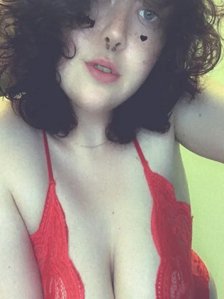 Coral😈