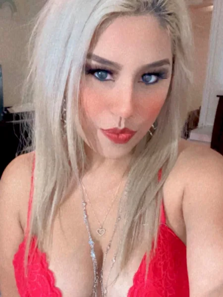 Bad Blondie Bee