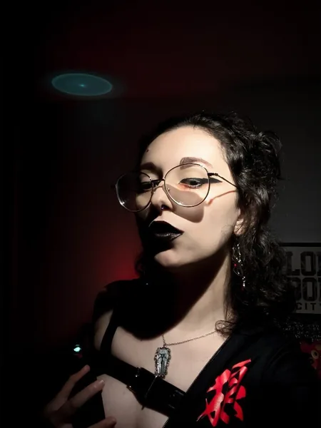 Lal 🖤🌙