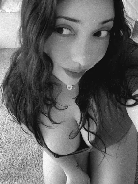 b 💋🍒