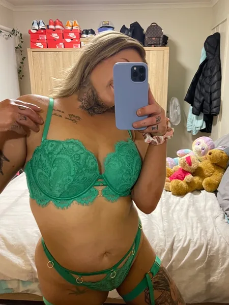 BADGURLSCULLY