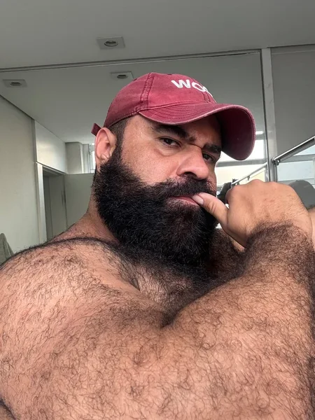 Bear Woof Br🐻 avatar