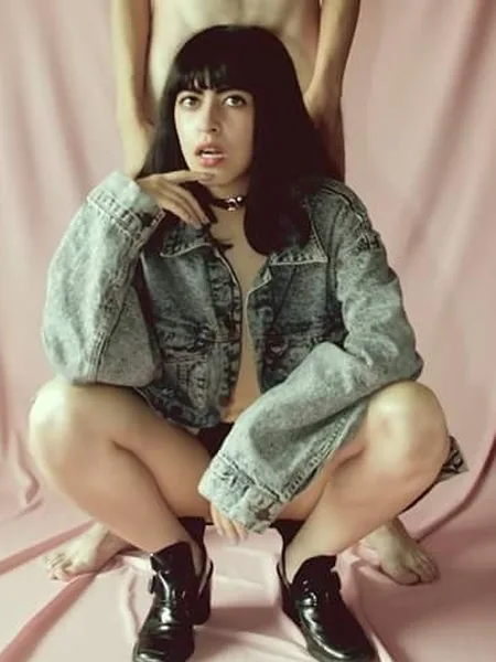 bedroomeyes