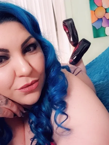 Bella Bendz