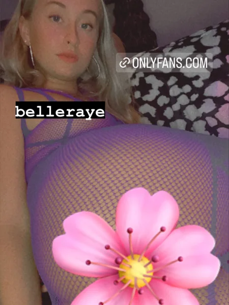 𝑀𝒾𝓈𝓉𝓇𝑒𝓈𝓈 𝐵𝑒𝓁𝓁𝑒