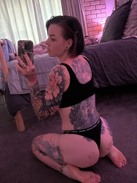 Miss Betsy Loo