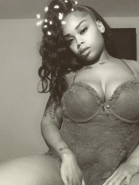 LovelyCurves69